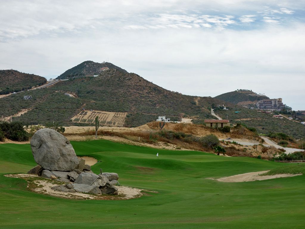 16th Hole at Quivira Golf Club (493 Yard Par 4)